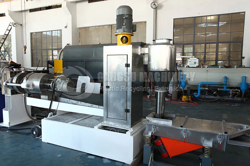 Dehydrators & Vibrating Screens