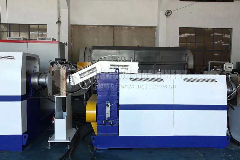 Extruder submachine