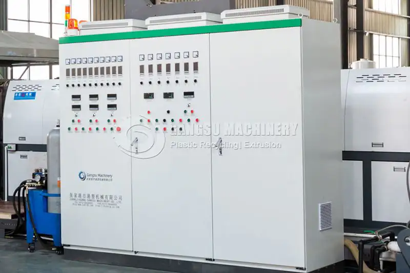 Control cabinet